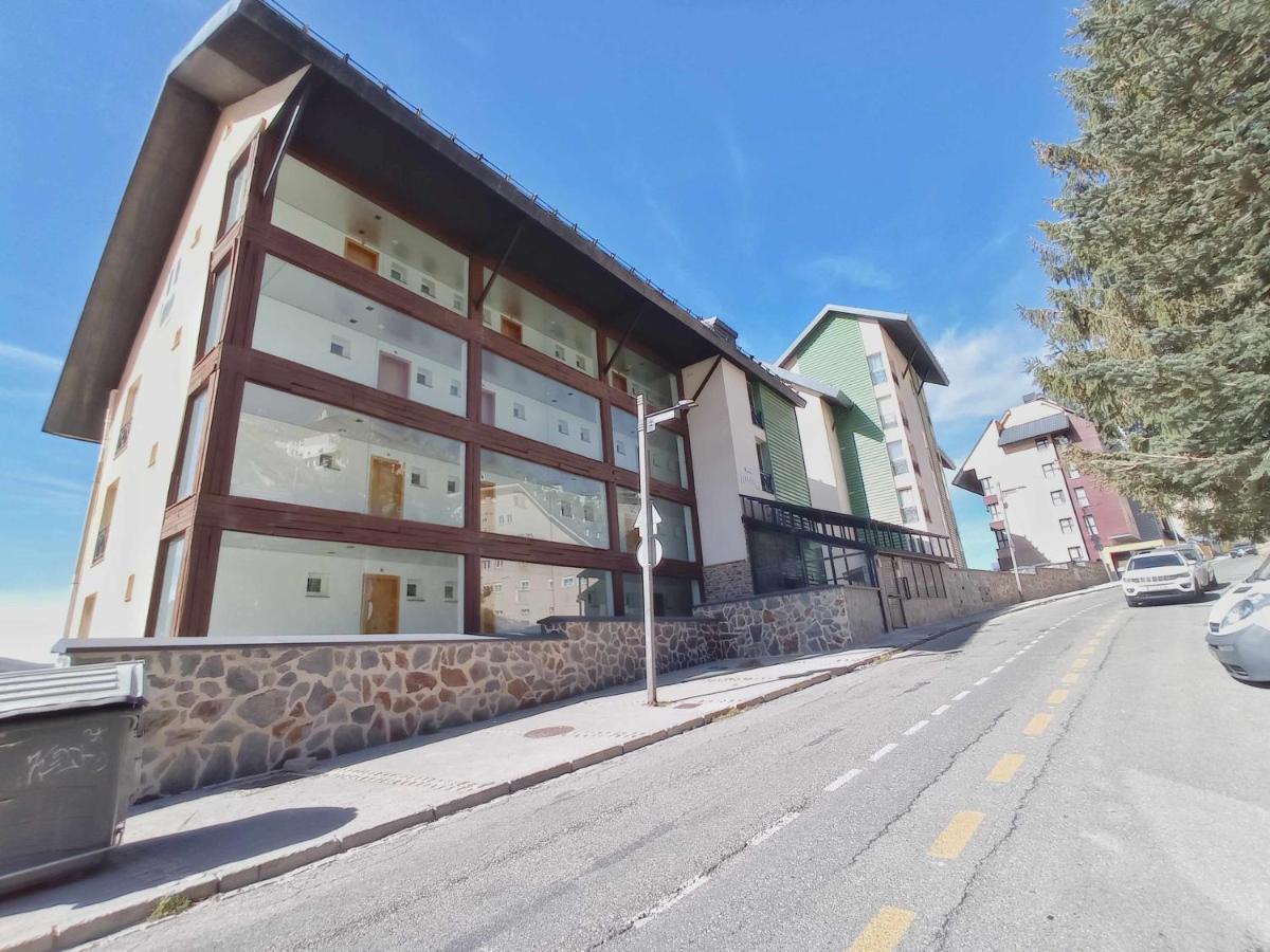 Estudio Superior Serraneu Sierra Nevada Exterior foto